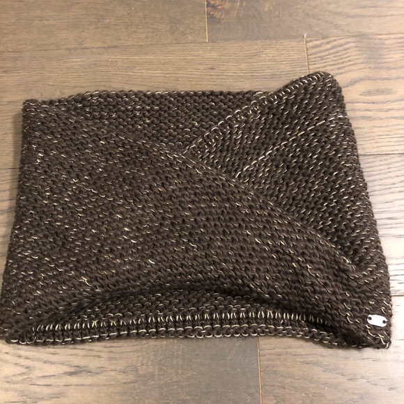 Cozy Carve Designs brown wool blend infinity scarf - Picture 2 of 6